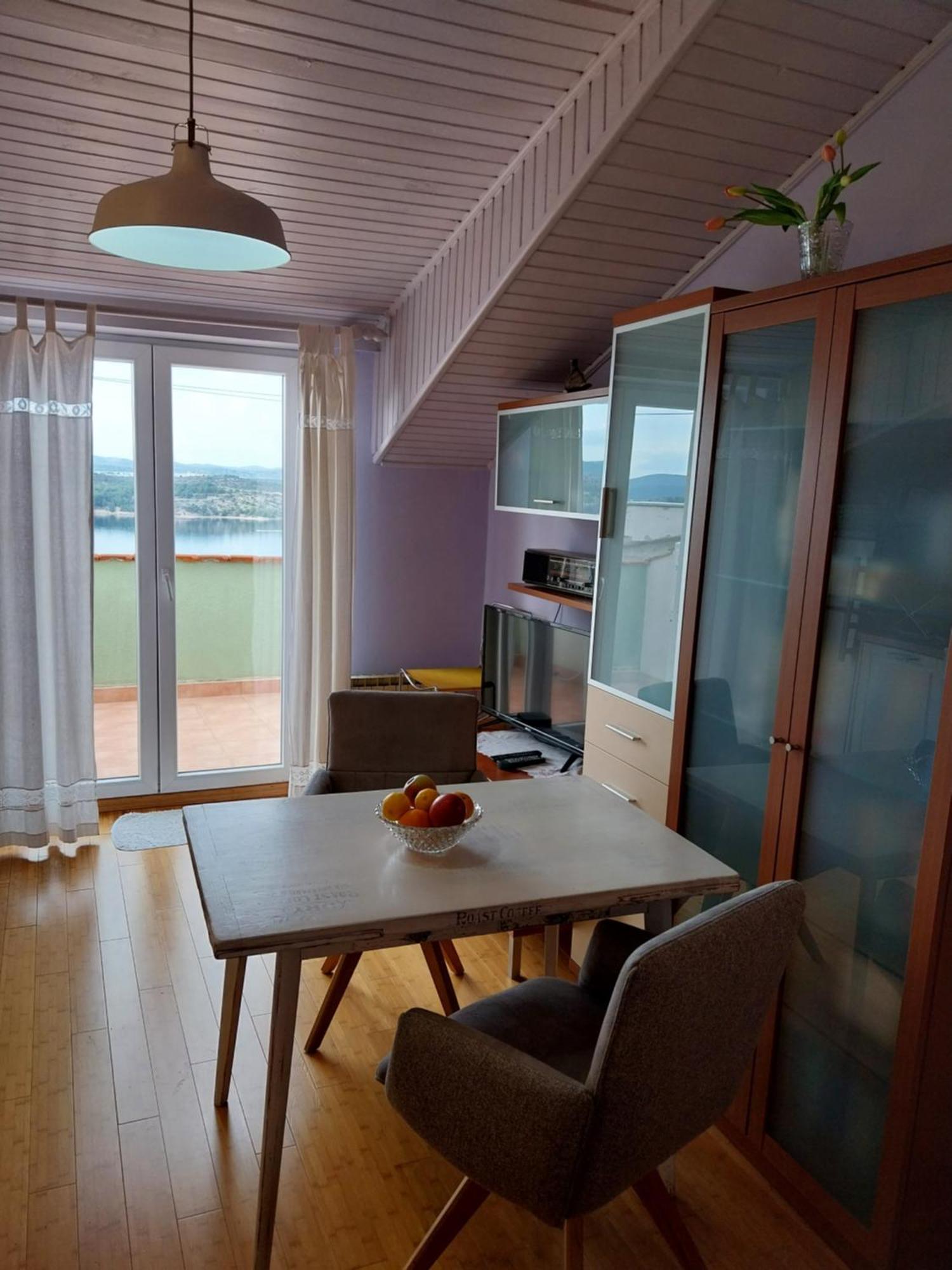 שיבניק Moonshine Apartment With Magnificent View מראה חיצוני תמונה