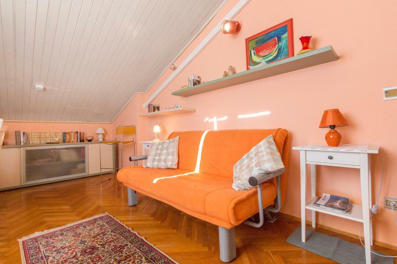 שיבניק Moonshine Apartment With Magnificent View מראה חיצוני תמונה